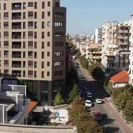 Aksi - Center Dedicated Workspace