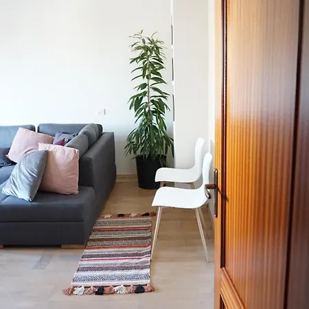 Aksi - Center Dedicated Workspace טיראנה