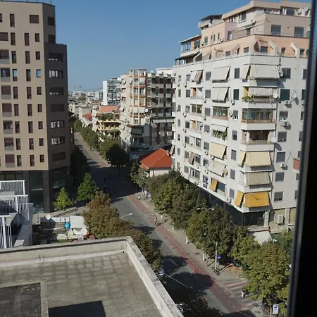 Aksi - Center Dedicated Workspace * טיראנה