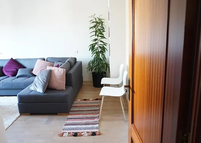 Aksi - Center Dedicated Workspace טיראנה