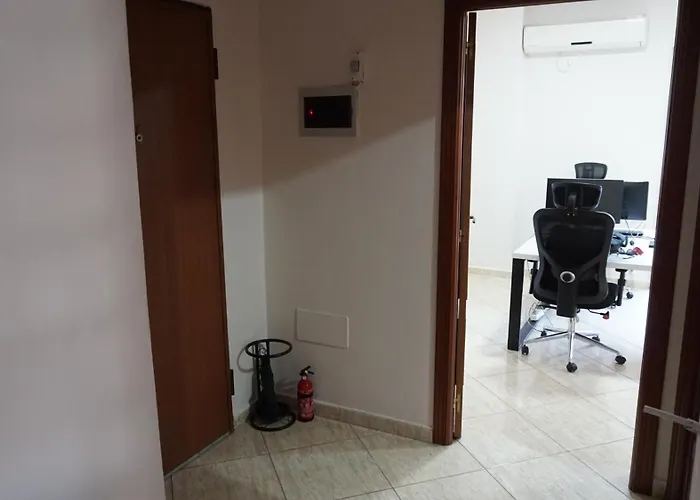 Aksi - Center Dedicated Workspace * טיראנה