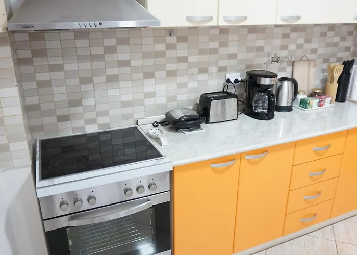 Aksi - Center Dedicated Workspace * טיראנה